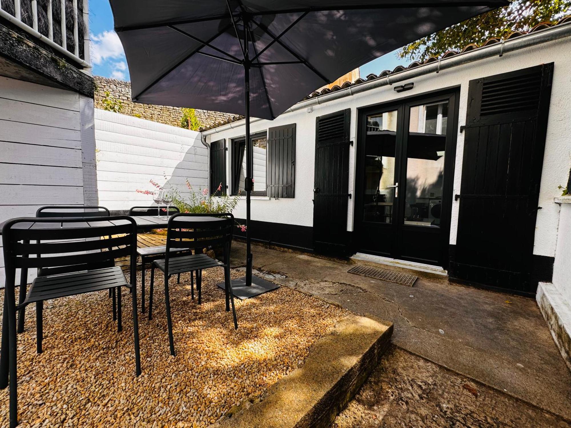 Apartmán Le Petit Re, Hypercentre, Garage Prive, Terrasse Niort Exteriér fotografie